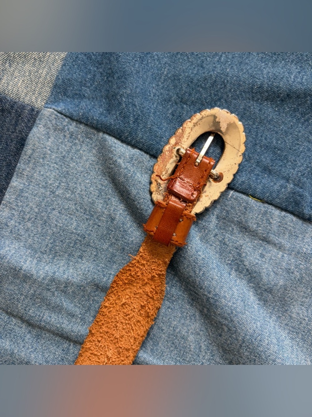 VTG Leather Concho silver toned buckle Liz Claiborne Belt size M - Picture 5 of 8